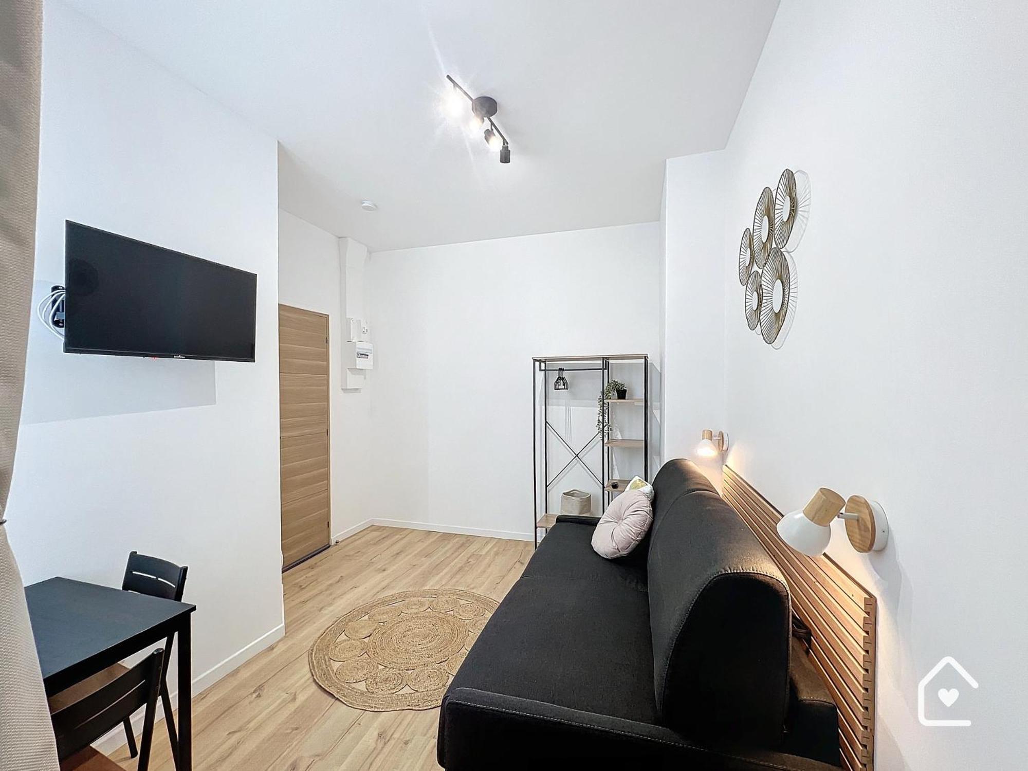 Studios - 1 Min Gare Chatellerault - Entree Autonome - Ngoại thất bức ảnh