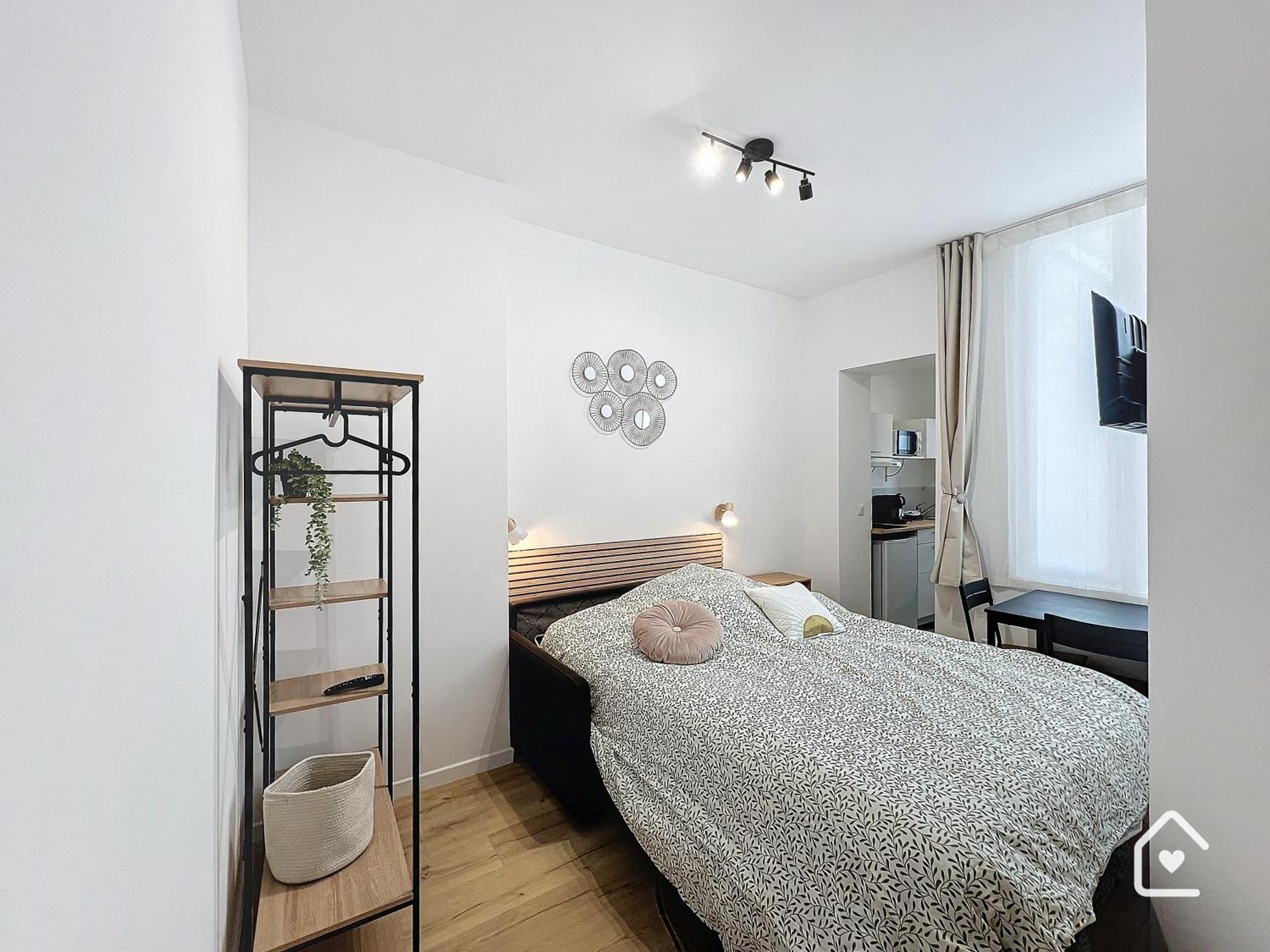 Studios - 1 Min Gare Chatellerault - Entree Autonome - Ngoại thất bức ảnh