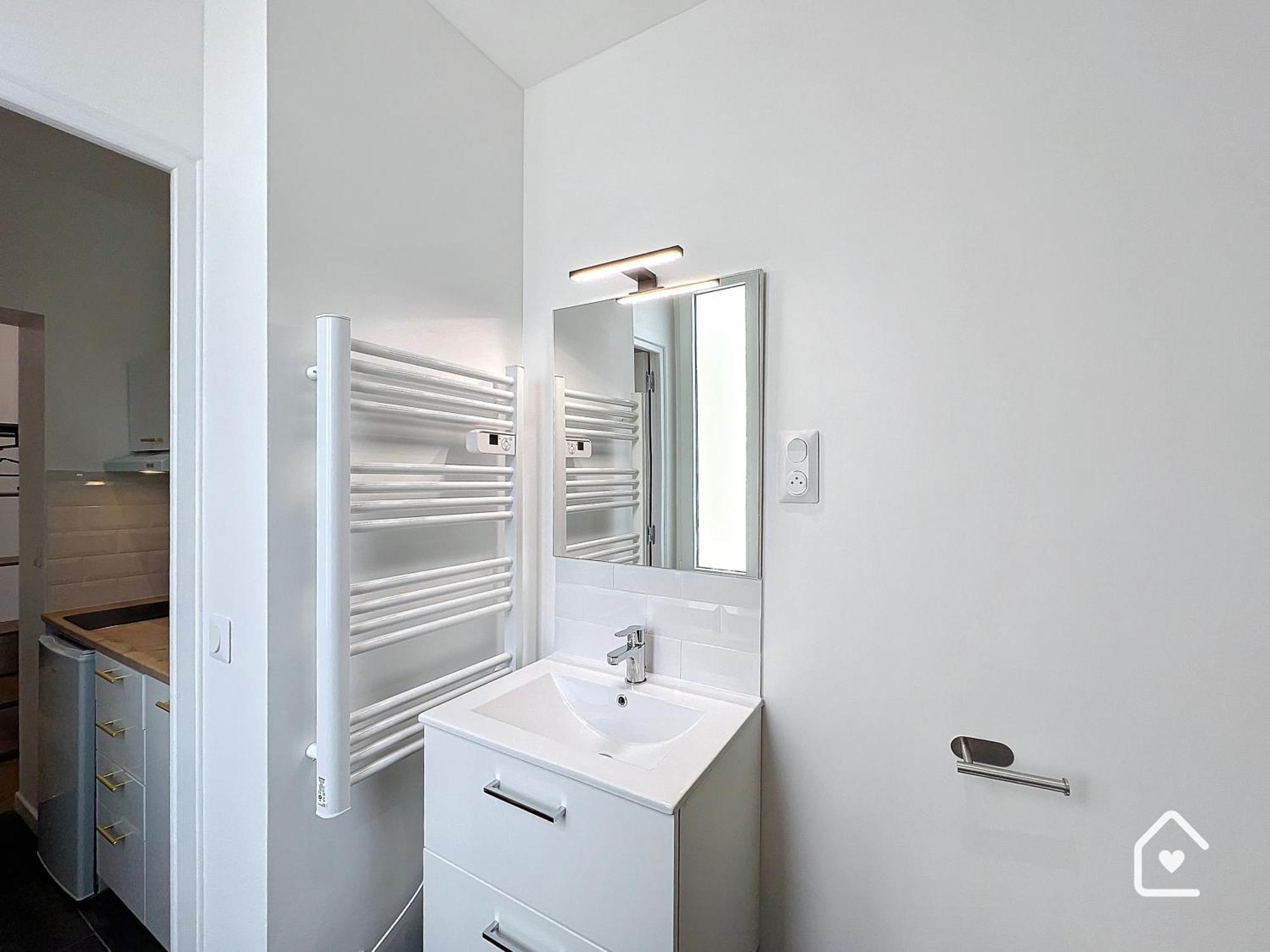 Studios - 1 Min Gare Chatellerault - Entree Autonome - Ngoại thất bức ảnh