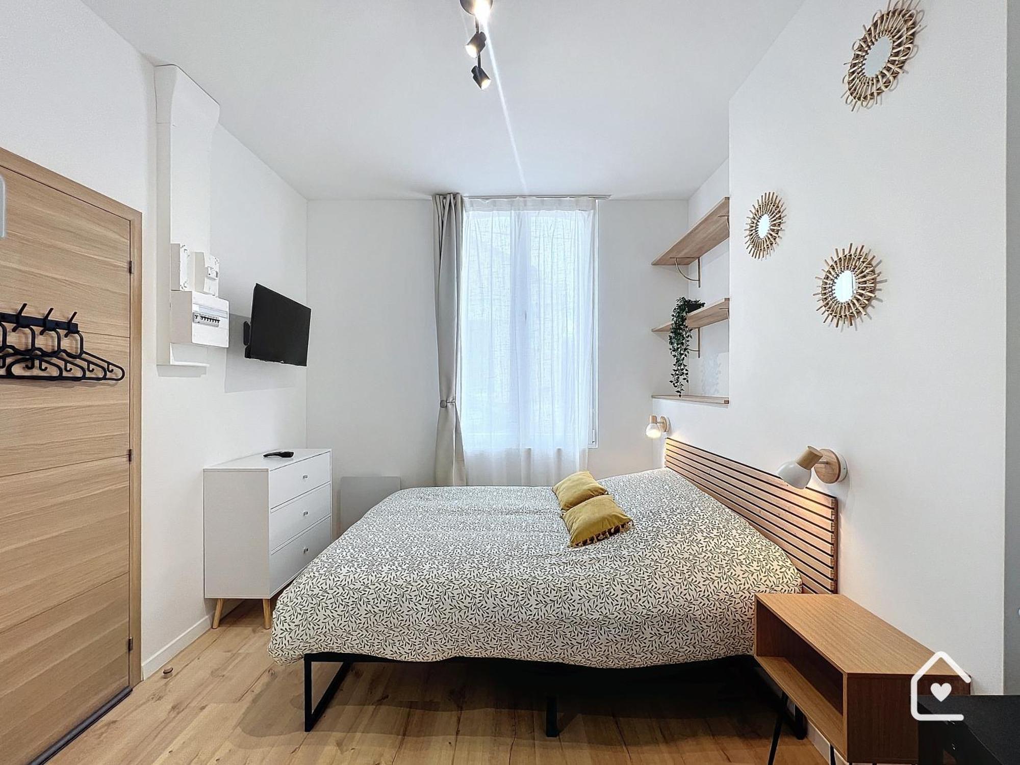 Studios - 1 Min Gare Chatellerault - Entree Autonome - Ngoại thất bức ảnh