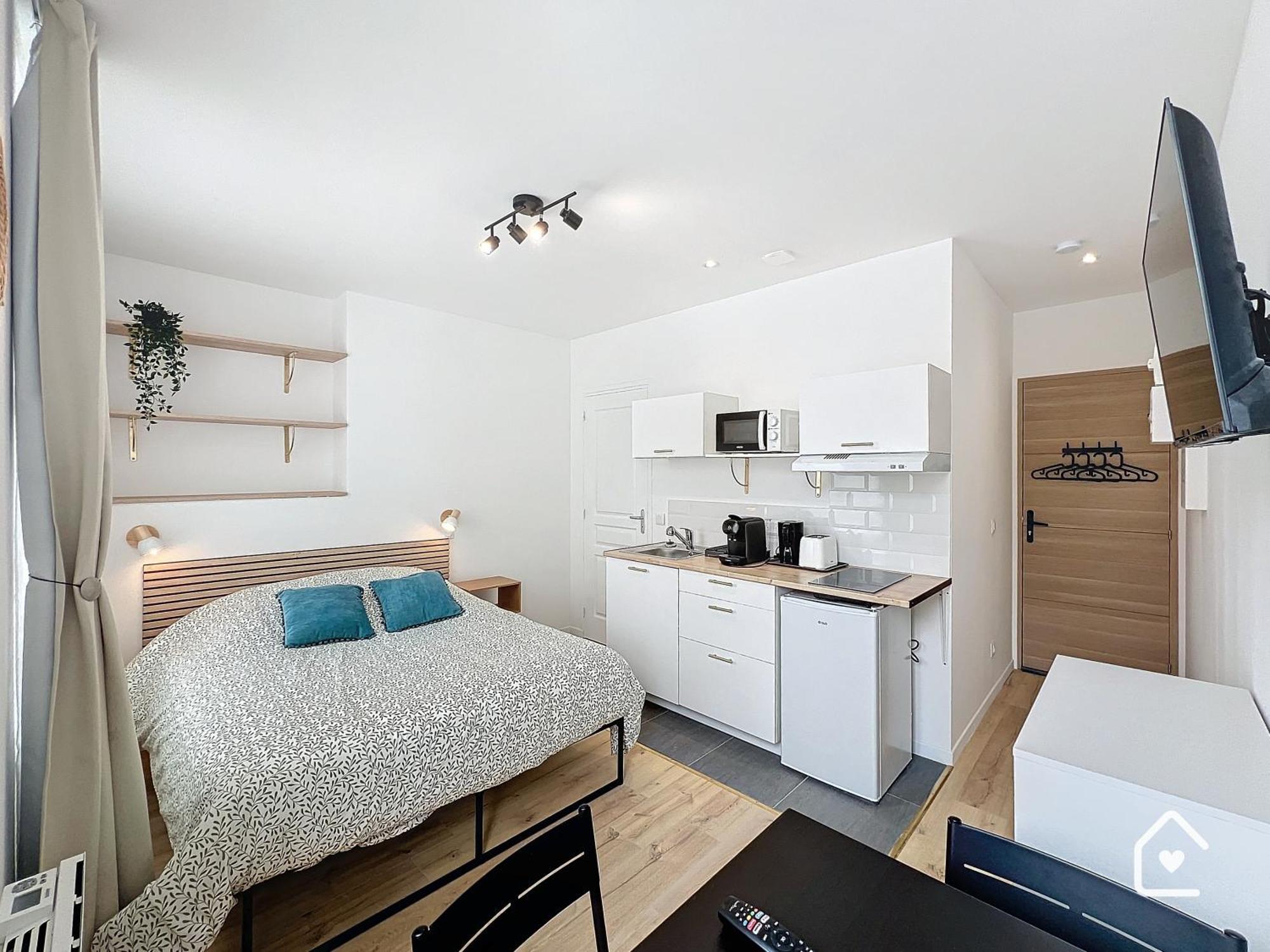 Studios - 1 Min Gare Chatellerault - Entree Autonome - Ngoại thất bức ảnh