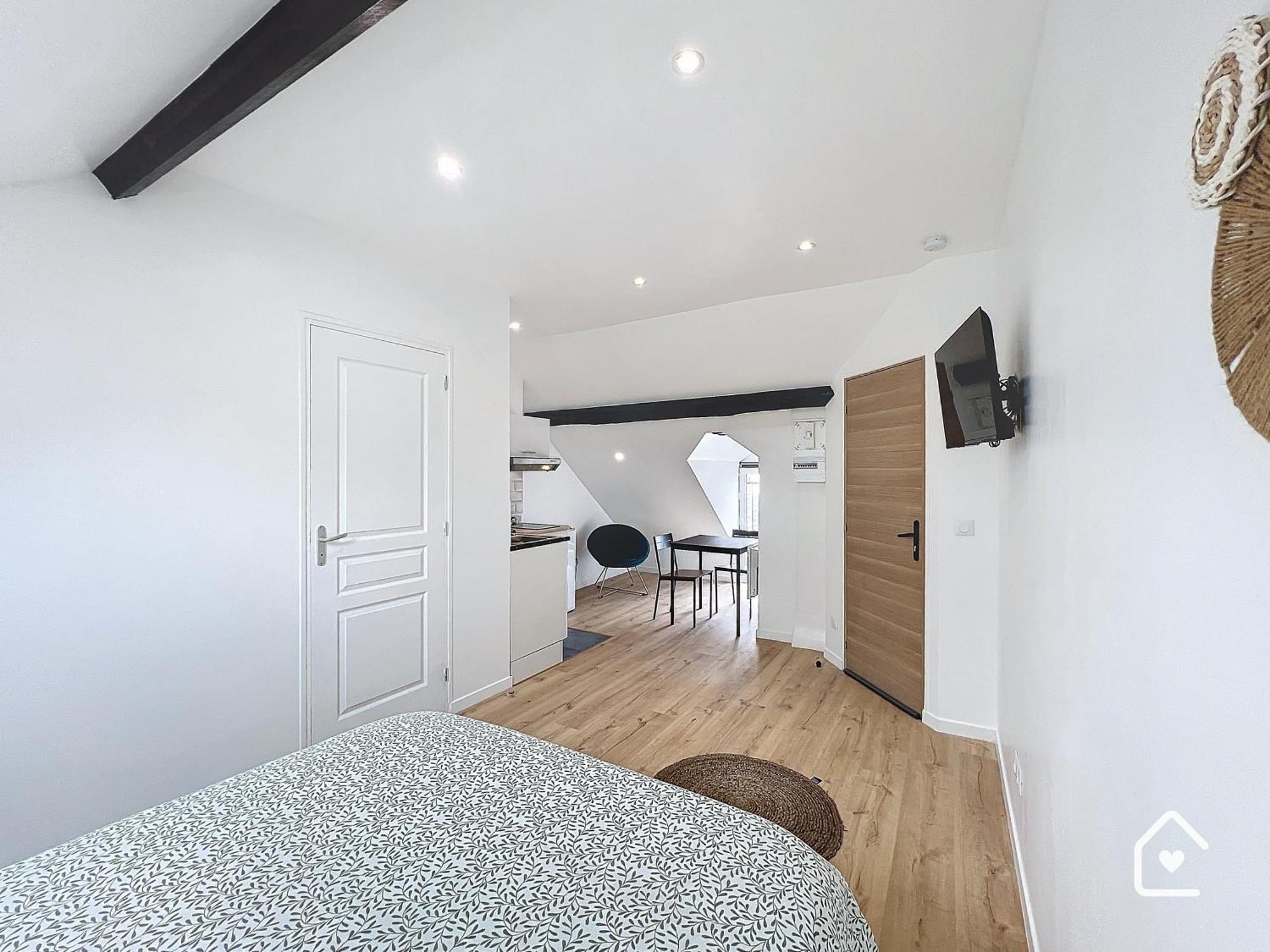 Studios - 1 Min Gare Chatellerault - Entree Autonome - Ngoại thất bức ảnh